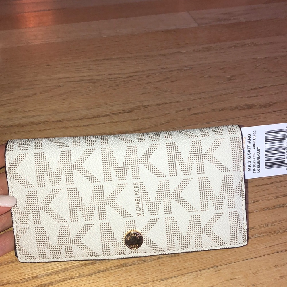 Michael Kors Leather Wallet